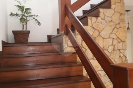 Sobrado à venda com 3 suítes em Santa Teresinha, São Paulo, SP