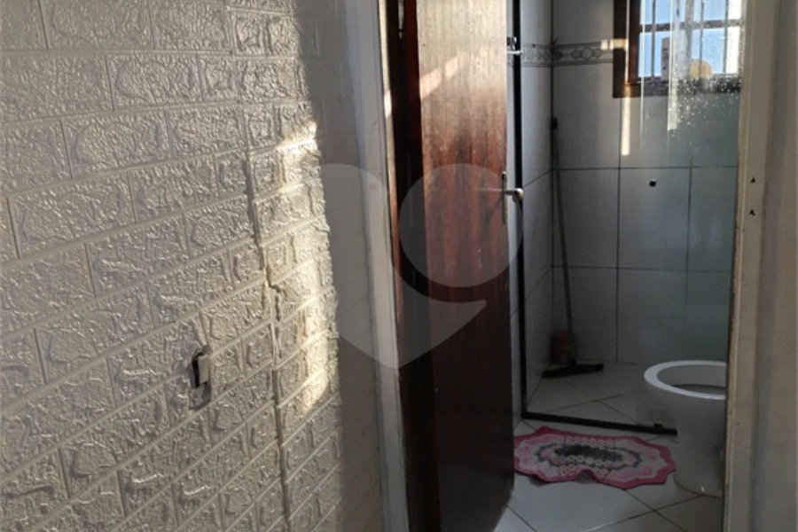 Sobrado à venda com 2 quartos em Itaquera, São Paulo, SP