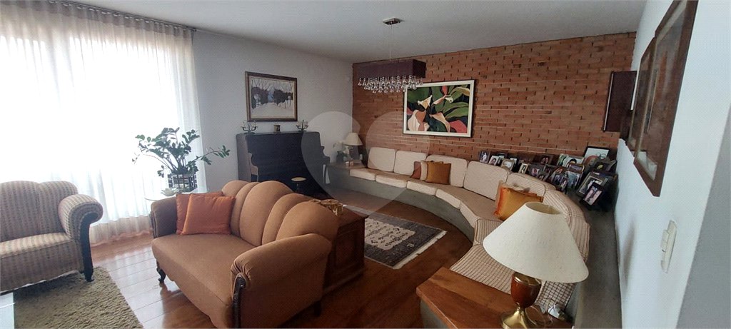 Casa à venda ou para alugar com 5 suítes em Jardim Santa Rosália, Sorocaba, SP