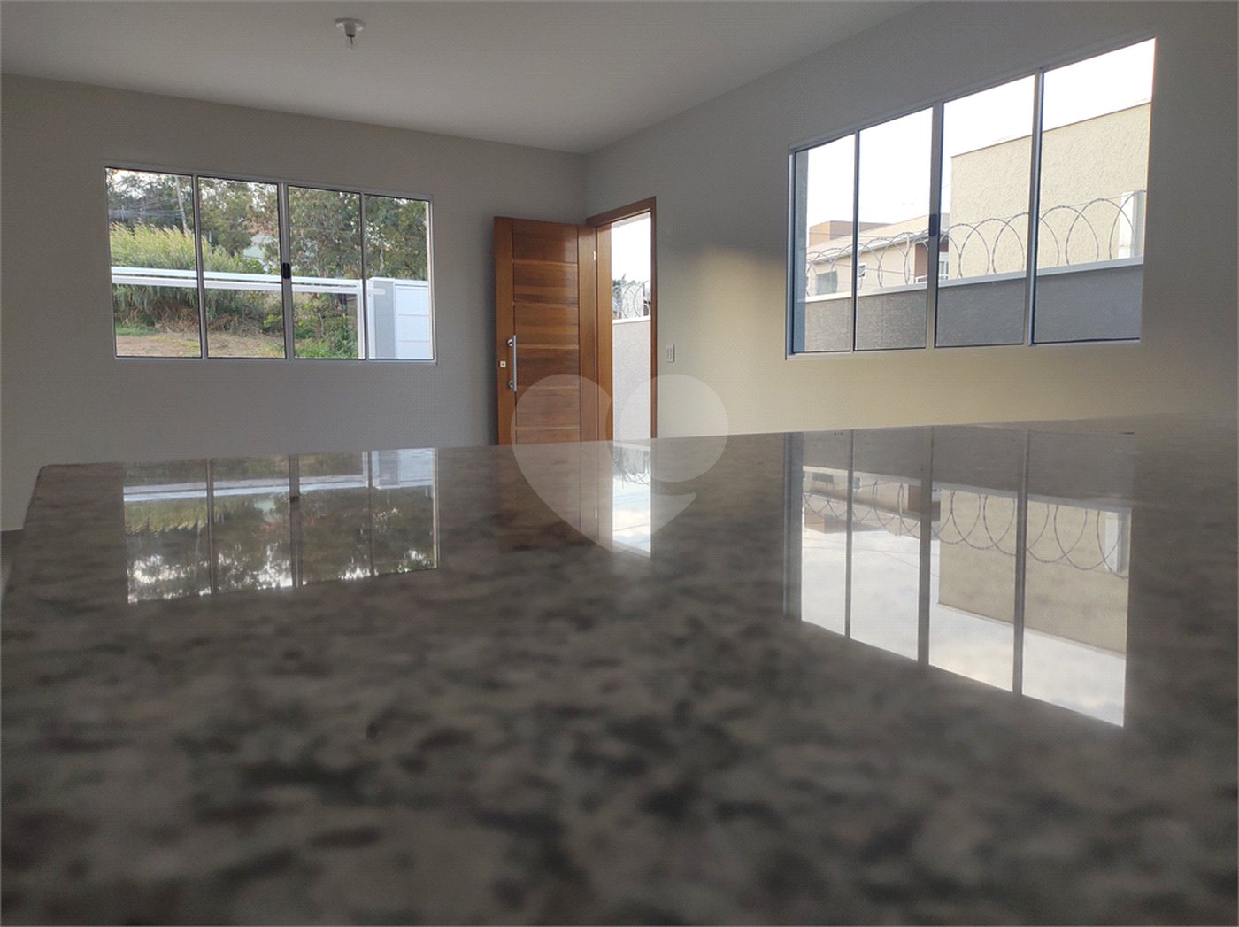 Casa Térrea à venda com 3 suítes em Jardim do Lago, Atibaia, SP