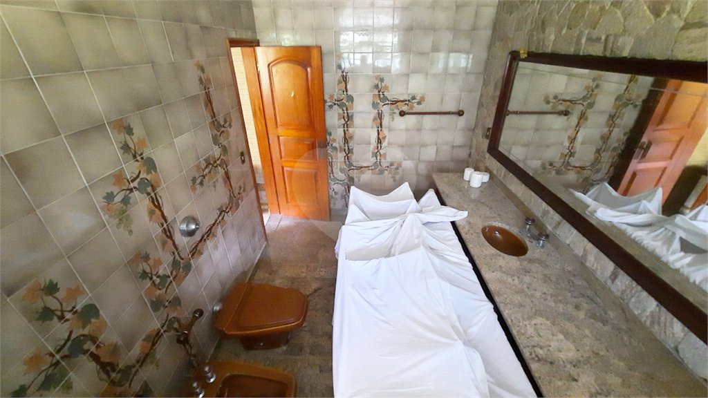 Casa à venda com 11 quartos, sendo 6 suítes, em Taquara, Rio de Janeiro, RJ