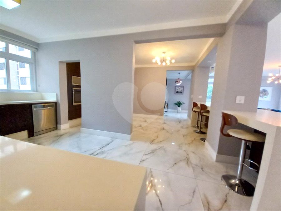 Apartamento à venda com 4 quartos, sendo 1 suíte, em Jardim Paulista, São Paulo, SP