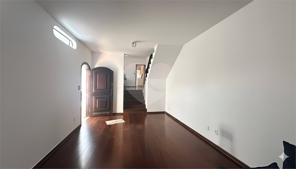 Sobrado à venda com 3 quartos, sendo 1 suíte, em Vila São Francisco, São Paulo, SP
