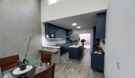 Casa à venda com 2 quartos, sendo 1 suíte,  no condomínio Horto Florestal Villagio, Sorocaba - SP