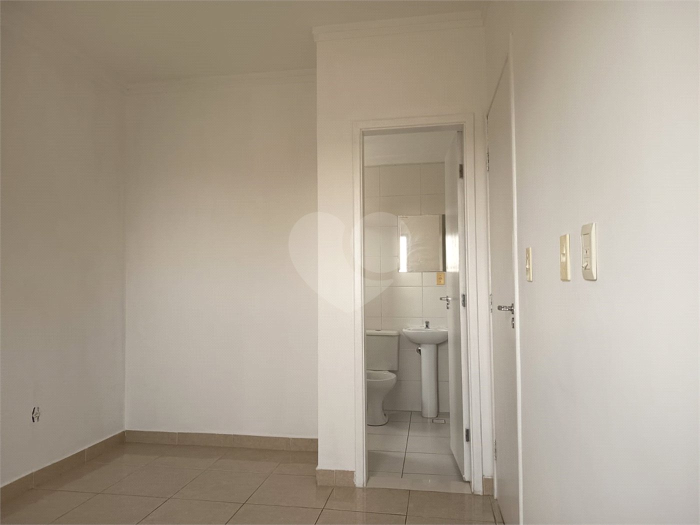 Apartamento à venda com 2 quartos, sendo 1 suíte, em Vila Barão, Sorocaba, SP