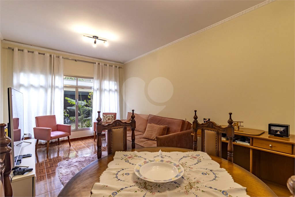 Casa à venda com 5 quartos, sendo 1 suíte, em Vila Nova Conceição, São Paulo, SP