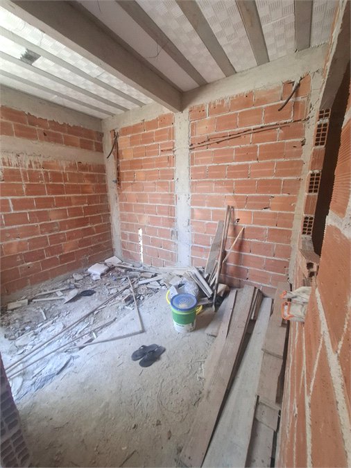 Casa à venda com 2 quartos, sendo 1 suíte,  no condomínio Campina Grande, Rio de Janeiro - RJ