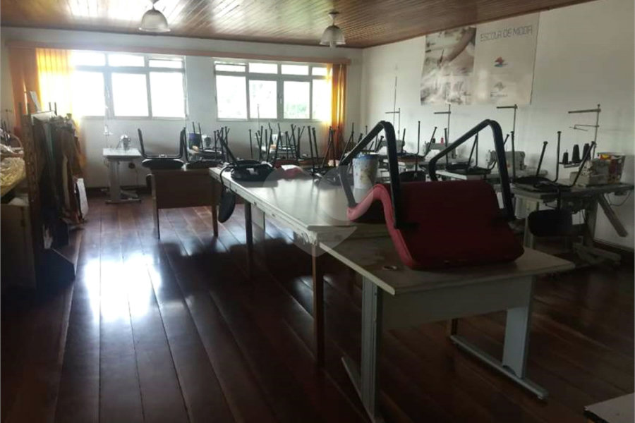 Casa à venda com 10 quartos, sendo 5 suítes, em Tremembé, São Paulo, SP