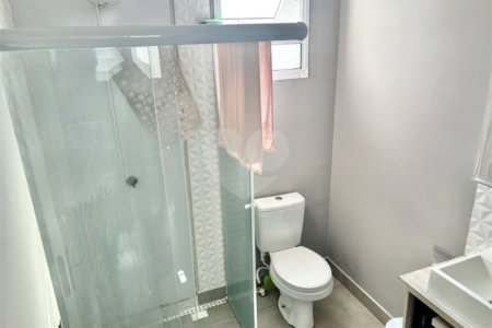 Casa à venda com 2 quartos, sendo 1 suíte, no condomínio Residencial Jasmin, Itapetininga - SP