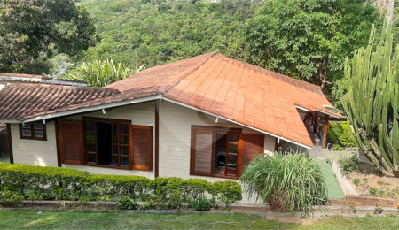 Casa Térrea à venda com 3 quartos, sendo 1 suíte,  em Serra da Cantareira, Mairiporã, SP