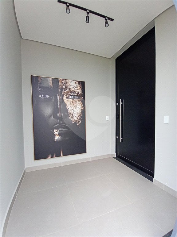 Casa à venda com 4 quartos, sendo 3 suítes,  no condomínio Alphaville Nova Esplanada 3, Votorantim - SP