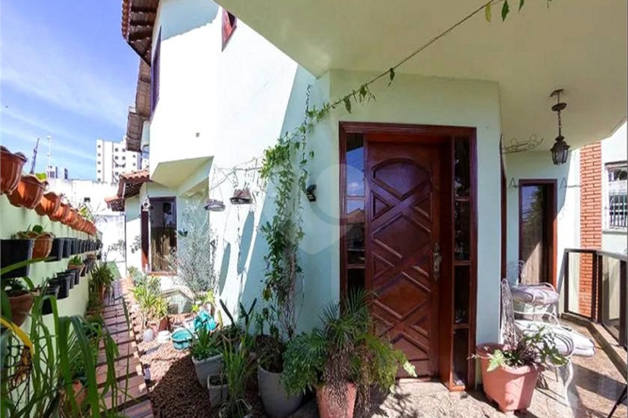 Sobrado à venda ou para alugar com 4 suítes em Vila Paulicéia, São Paulo, SP