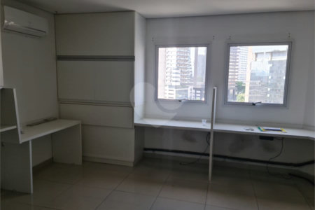 Sala à venda em Barra Funda, São Paulo, SP