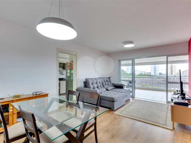 Apartamento à venda com 4 quartos, sendo 2 suítes,  em Santo Amaro, São Paulo, SP