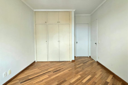 Apartamento à venda com 2 quartos, sendo 1 suíte, em Saúde, São Paulo, SP