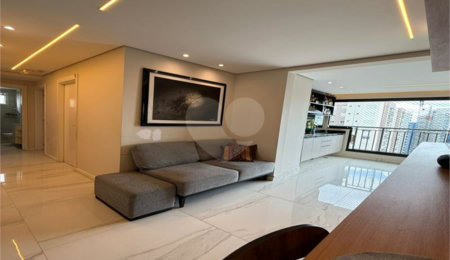Apartamento à venda ou para alugar com 3 quartos, sendo 1 suíte,  em Vila Andrade, São Paulo, SP