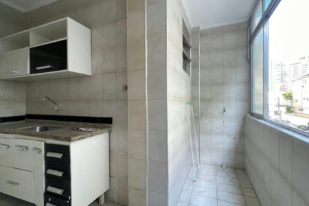 Apartamento com 2 dormitórios à venda, 73 m² por R$ 490.000,00 - Gonzaga - Santos/SP
