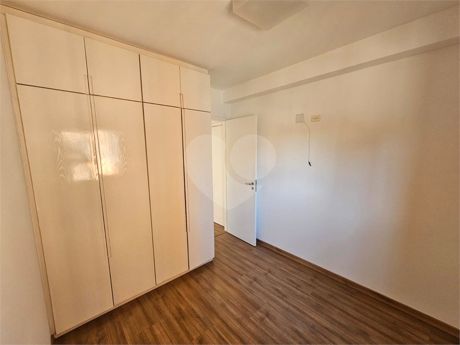 Apartamento para alugar com 3 quartos, sendo 1 suíte, em Alto da Boa Vista, São Paulo, SP