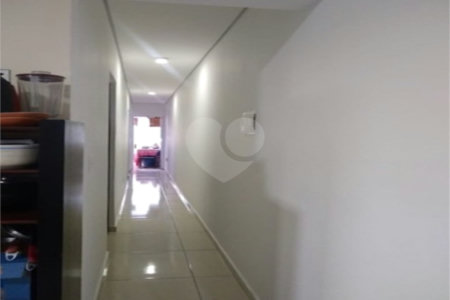 Sobrado à venda com 4 quartos em Além Ponte, Sorocaba, SP