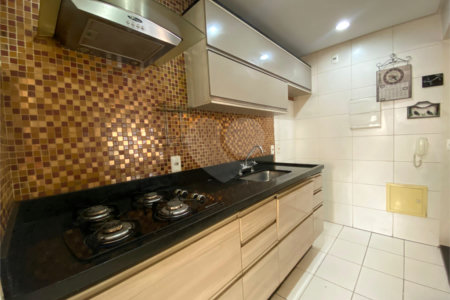 Apartamento à venda com 3 quartos, sendo 1 suíte, em Vila Gomes Cardim, São Paulo, SP