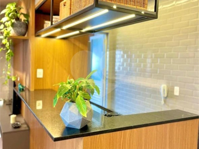 Apartamento à venda com 3 quartos, sendo 1 suíte,  em Vila Guilherme, São Paulo, SP