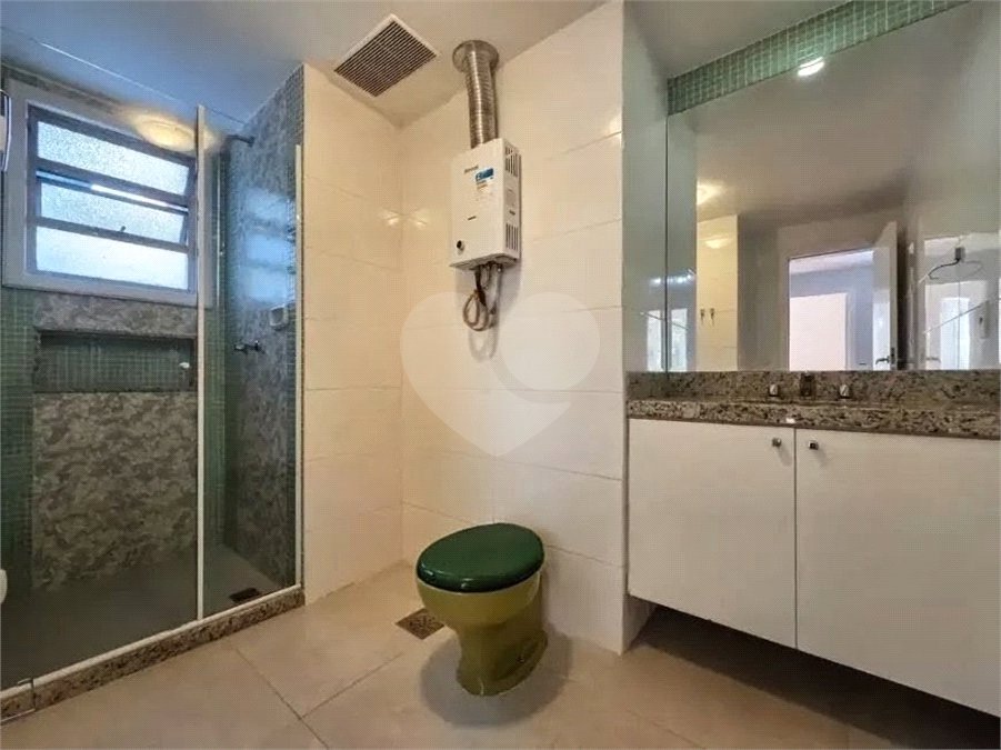 Apartamento à venda com 4 quartos, sendo 1 suíte, em Lagoa, Rio de Janeiro, RJ