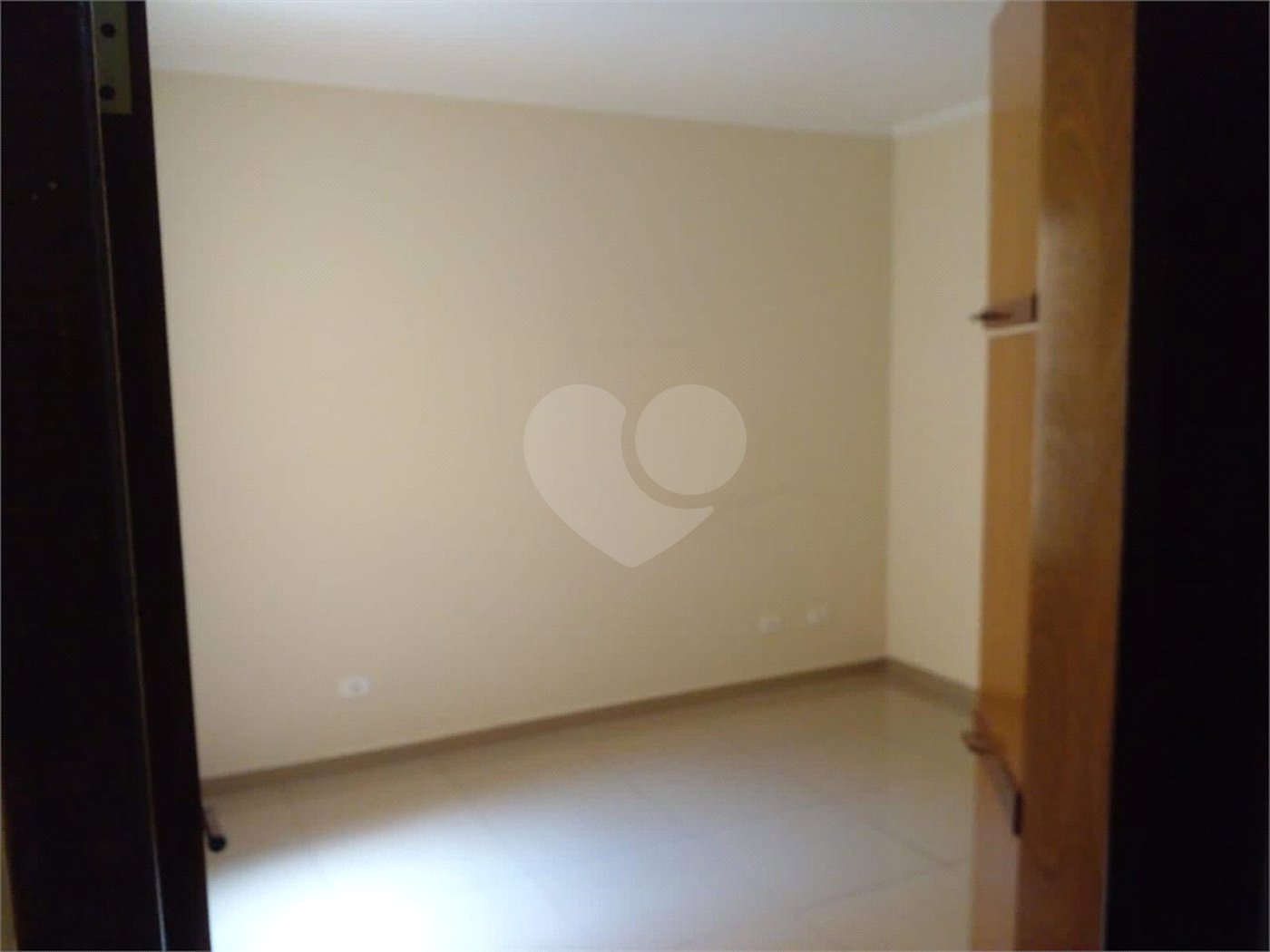 Sobrado à venda com 3 quartos, sendo 1 suíte,  em Vila América, Santo André, SP
