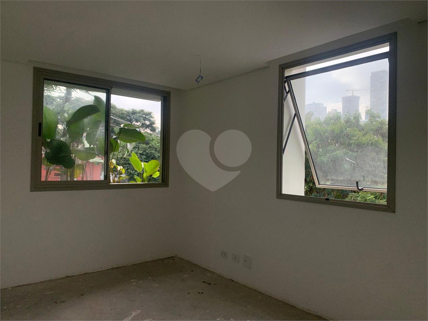 Apartamento à venda com 2 suítes em Vila Madalena, São Paulo, SP