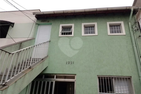 Sobrado à venda com 8 quartos, sendo 3 suítes, em Tucuruvi, São Paulo, SP