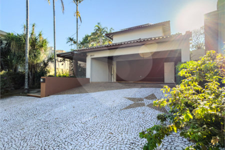 Casa à venda com 4 suítes no condomínio Villa Borghese, Indaiatuba - SP