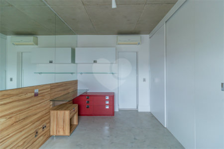 Apartamento à venda ou para alugar com 2 quartos, sendo 1 suíte, em Alto da Boa Vista, São Paulo, SP
