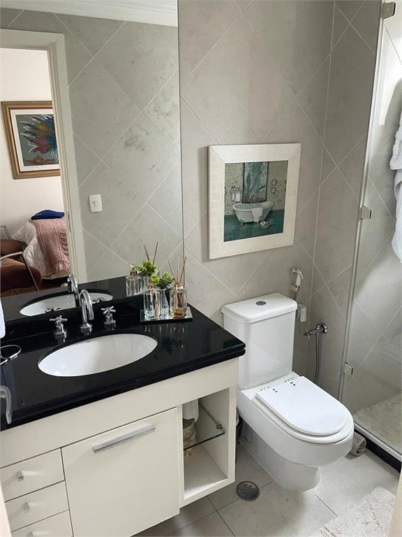 Apartamento à venda com 3 suítes em Vila Gertrudes, São Paulo, SP