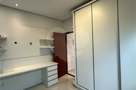 Casa à venda com 3 quartos, sendo 1 suíte,  em Jardim Estoril, Ponta Porã, MS