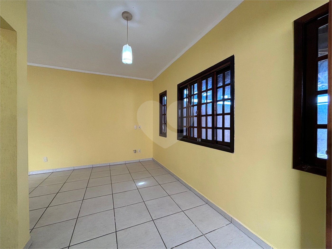 Casa à venda com 2 quartos, sendo 1 suíte, em Nova Cerejeira, Atibaia, SP