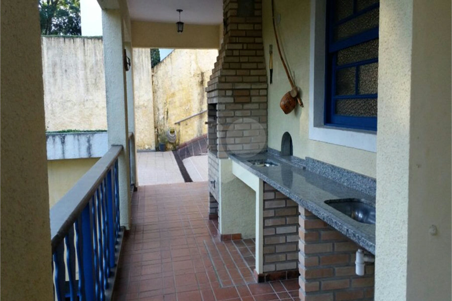 Casa à venda ou para alugar com 3 suítes no condomínio Parque Imperial da Cantareira, Mairiporã - SP