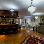 Casa à venda ou para alugar com 5 quartos, sendo 3 suítes, em Independência, São Bernardo do Campo, SP