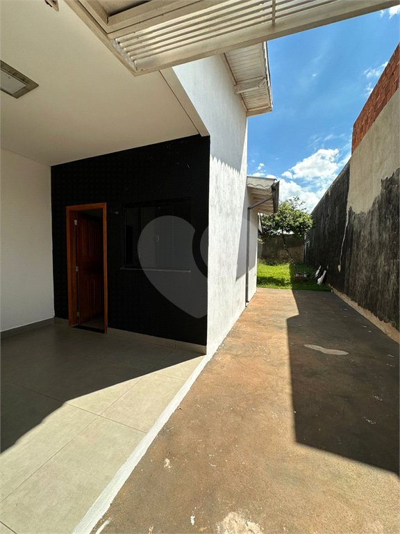 Casa para alugar com 2 quartos, sendo 1 suíte, em Parque dos Ipês III, Ponta Porã, MS
