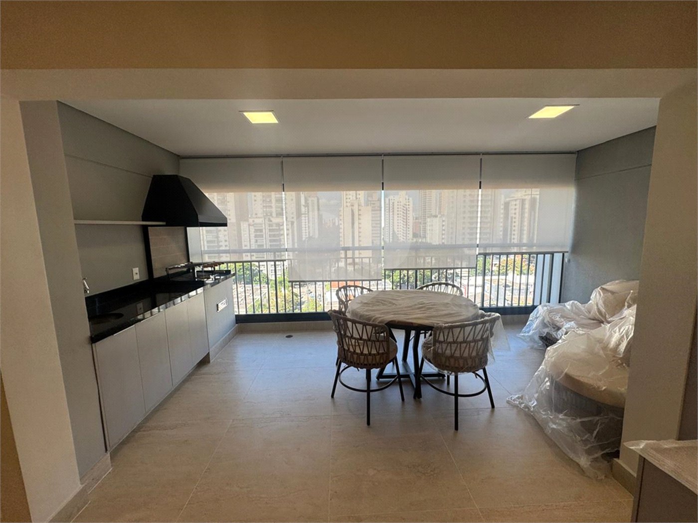 Apartamento à venda com 3 suítes em Brooklin Paulista, São Paulo, SP
