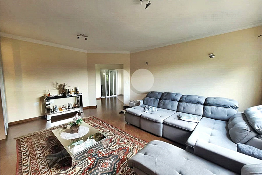 Casa à venda com 3 suítes no condomínio Cantareira, Mairiporã - SP