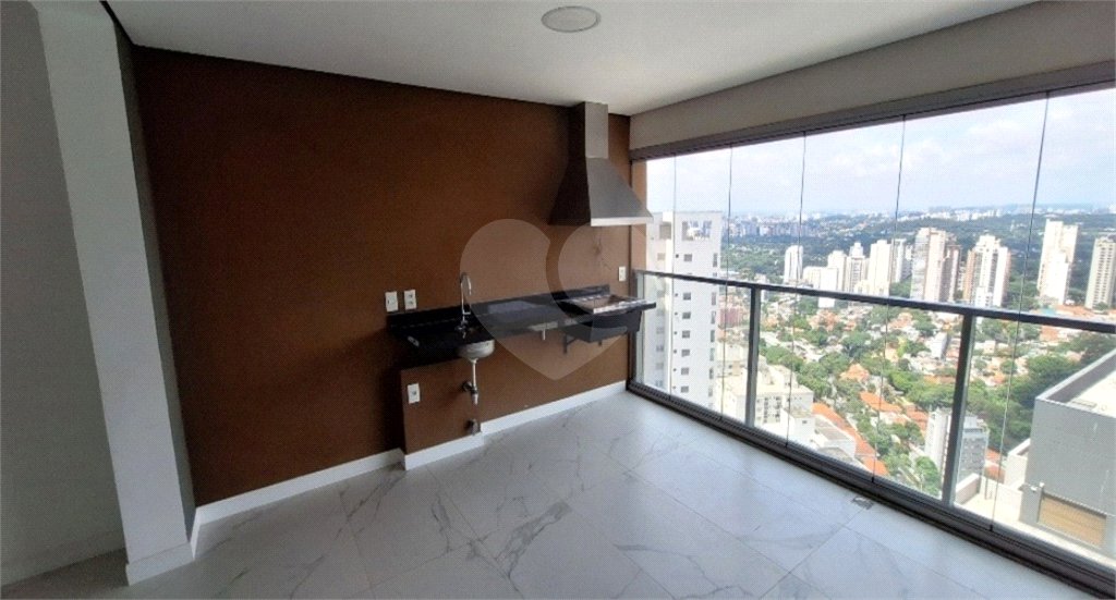 Apartamento à venda com 3 suítes em Sumarezinho, São Paulo, SP
