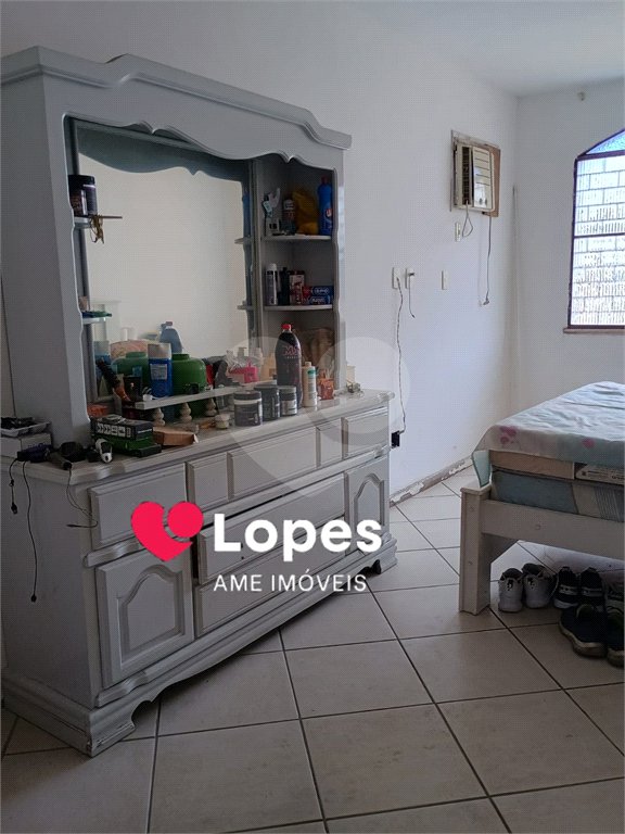 Casa à venda com 7 quartos, sendo 2 suítes, em Campo Grande, Rio de Janeiro, RJ
