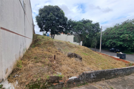 Terreno à venda em Jardim Pagliato, Sorocaba, SP