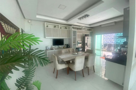 Casa à venda com 4 suítes em Loteamento Jardim Europa, Balsas, MA