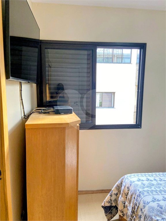 Apartamento à venda com 3 quartos, sendo 1 suíte, em Jardim Leonor Mendes de Barros, São Paulo, SP
