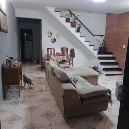 Casa à venda com 3 quartos, sendo 1 suíte,  em Vila Júlia, Poá, SP