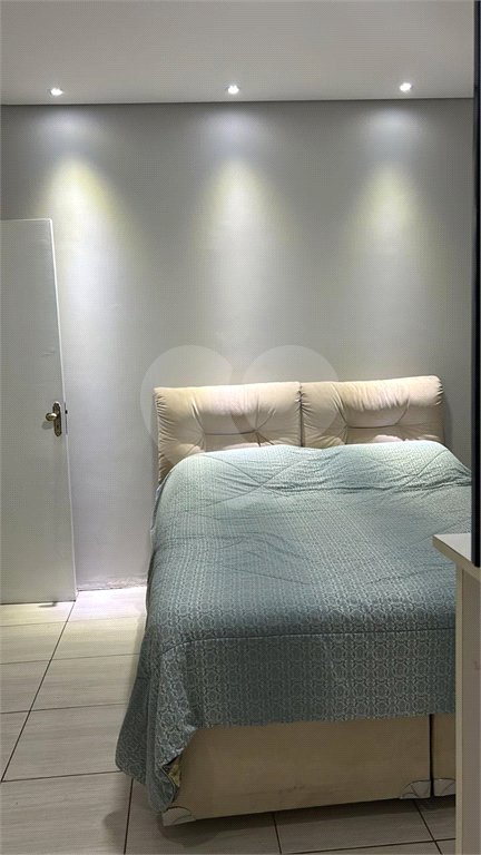 Casa de Vila à venda com 4 quartos, sendo 1 suíte, em Jardim Gramados de Sorocaba, Sorocaba, SP