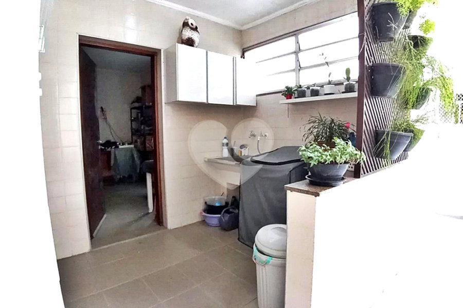 Sobrado à venda com 13 quartos, sendo 1 suíte,  em Jardim São Paulo(zona Norte), São Paulo, SP
