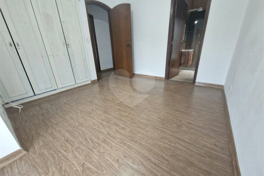 Casa à venda com 3 quartos, sendo 2 suítes, em Jardim Franca, São Paulo, SP