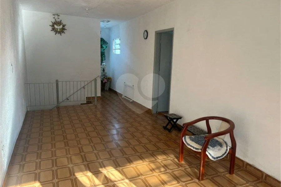 Casa à venda com 3 quartos em Horto, São Paulo, SP