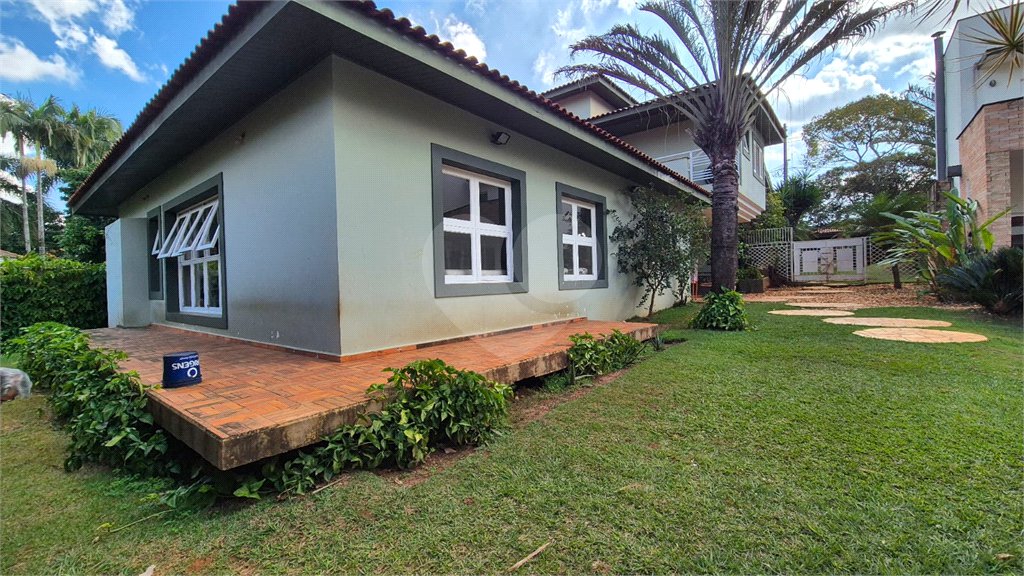 Casa à venda com 4 suítes no condomínio Vivenda do Lago, Sorocaba - SP